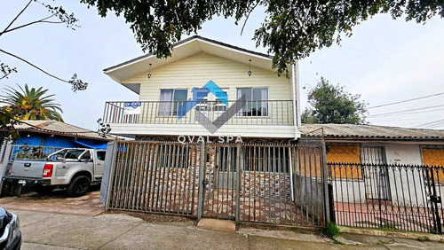 Qval Vende Espectacular Casa De 2 Pisos Con Recepción Comerc