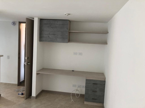 Venta De Apartamento En Envigado, La Cuenca