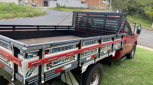 Ford F 350 Ano 2002 Vermelha Carroceria Madeira