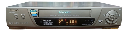 Videograbadora Vhs Panasonic Nv-sd430pm + Control Remoto Gris/aluminio (Usado)