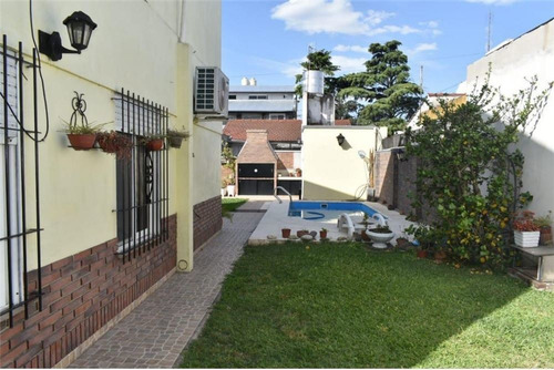 Venta 4 Ambientes Con Pileta Y Cochera San Justo