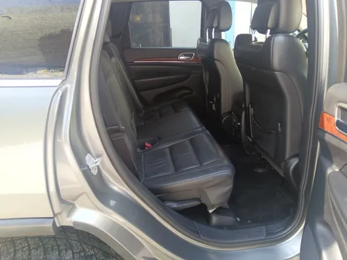 Jeep Grand Cherokee Limited V6 4x2 At