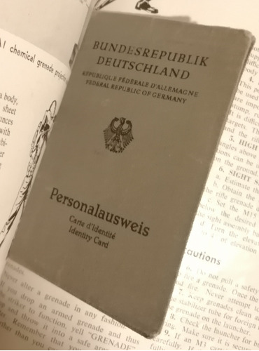 Antiguo Documento De Identidad De Alemania Federal 