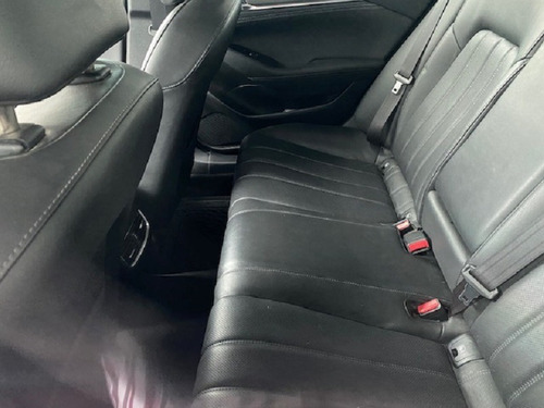 Imagen 8 de 8 de Mazda 6 Signature 2019 Plata
