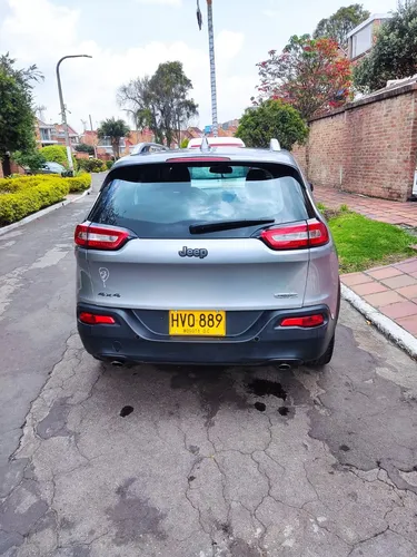Jeep Cherokee 3.2 Longitude