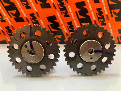 Imagen 4 de 9 de Tapa Cilindro Ktm Duke 200