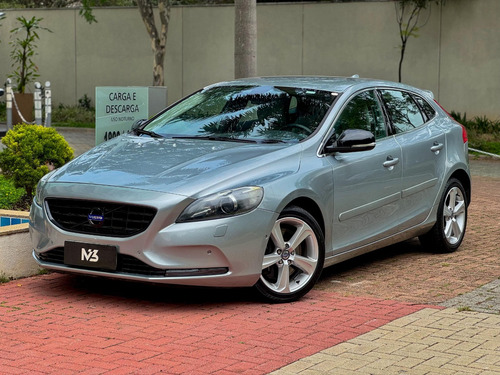 Volvo V40 2.0 T4 Dynamic Aut. 5p