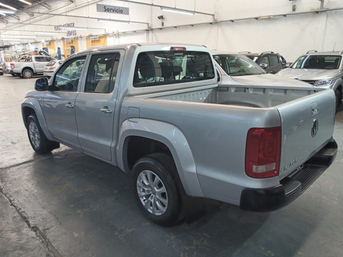 Imagen 11 de 25 de Volkswagen Amarok 2.0 Confortline 4x2 Manual 2020 79.000km