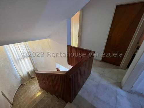 Edgar Centeno, Profesional Inmobiliario, Vende Townhouse, Altos De La Esmeralda, #23-26227