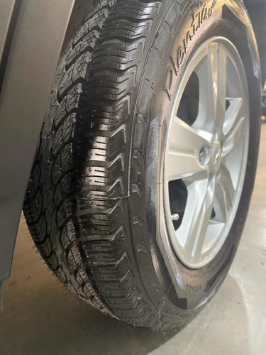 Imagen 13 de 17 de Chevrolet Tracker 1.8 Ltz Fwd Mt 140cv 2015