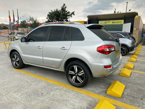 Imagen 5 de 25 de Renault Koleos Privilege 2.5