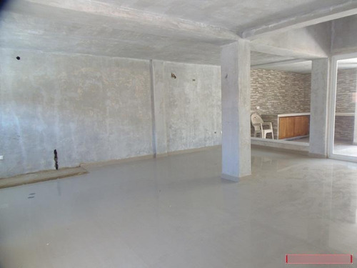 Imagen 2 de 12 de En Venta Town House En Playuela Pescadores Tucacas Morrocoy