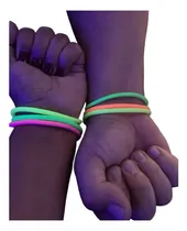 Comprar 120 Pulsera Goma Fluo Cotillon Carioca Brillan Uv Oferta Amarillo Fluo Verde Fluo Rosa Fluo Y Naranja Fluo
