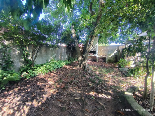 Venta Casa 5 Dormitorios Centro Con Cochera