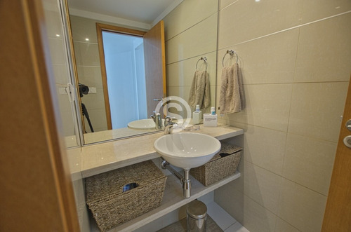 Apartamento 2 Dormitorios En Suite En Alquiler- Ref: 3350