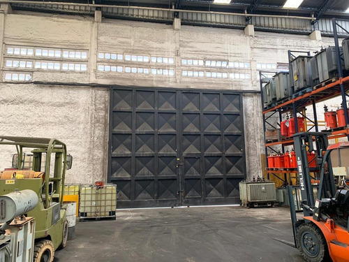 Imagen 10 de 20 de Galpon Industrial 1700 M² Cubiertos Con Puente Grúa 2.5 Tn.- Tablada