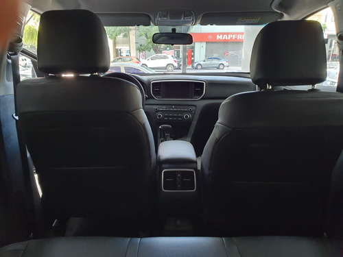 Kia Sportage Lx At