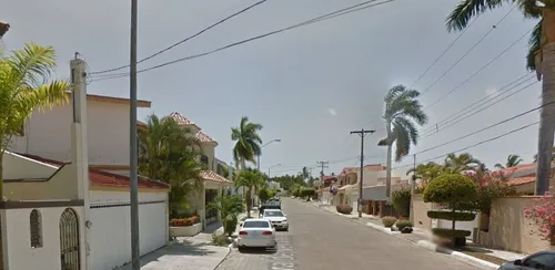 Hermosa Casa En Remate Con Excelente Ubicación!