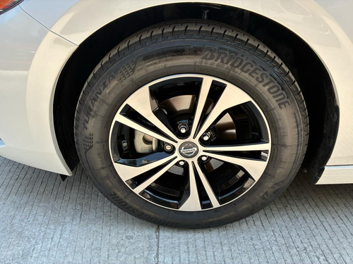 Nissan Sentra 2.0 Advance Mt