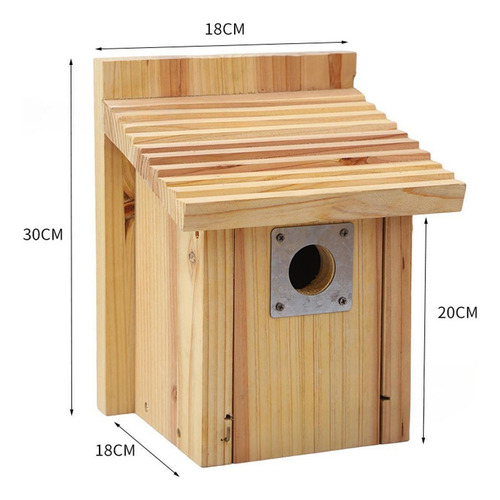 Caja De Anidación De Pájaros De La Casa De Pájaros Fuera