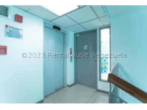 Imagen 11 de 30 de #23-28704 Hermoso Edificio Para Uso Comercial O De Empresa, En Los Ruices