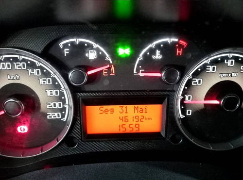 Imagem 6 de 6 de Fiat Doblò 1.8 Mpi Essence 7l 16v Flex 4p Manual