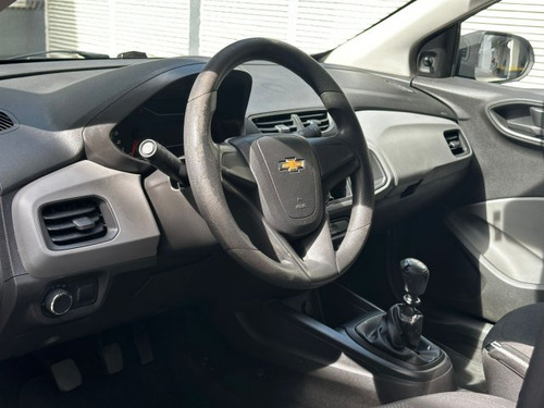 Chevrolet Onix Onix 1.0 MPI JOY 8V FLEX 4P MANUAL
