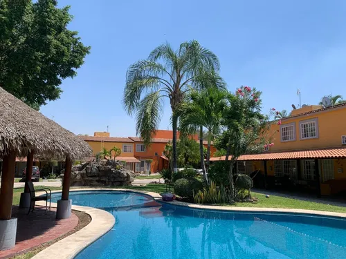 Casa En Condominio Con Alberca Con 6 Recamaras Con Alberca, Vigilancia 24/7!!!