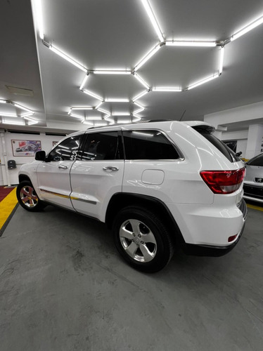 Imagen 4 de 25 de Jeep Grand Cherokee Limited 2013