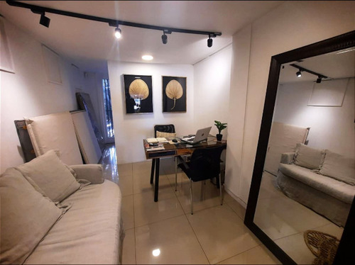 Casa / Local Comercial En Venta En Vitacura