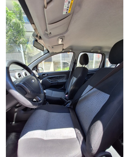 Ford Fiesta 1.6 MPI CLASS SEDAN 8V FLEX 4P MANUAL