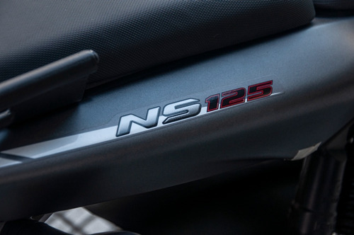 Imagen 6 de 25 de Bajaj Rouser Ns 125 Martinez ¡¡el Mejor Precio De Contado!!