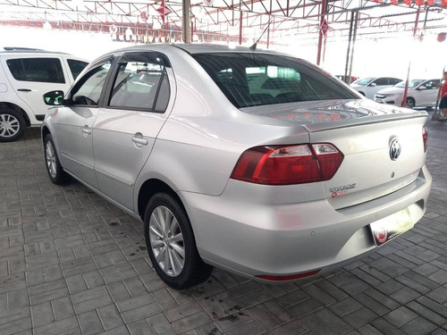 Volkswagen Voyage 1.0 Mi Comfortline 8v Flex 4p Manual