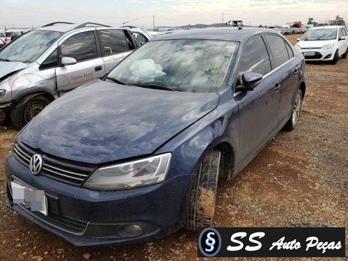 Sucata Volkswagen Jetta 2011 - Somente Retirar Peças