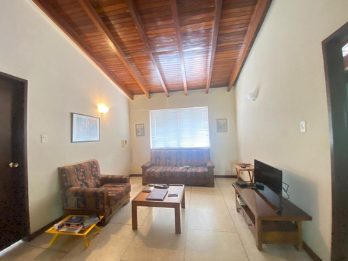 Imagen 14 de 24 de Venta De Casa En Santa Paula | J24
