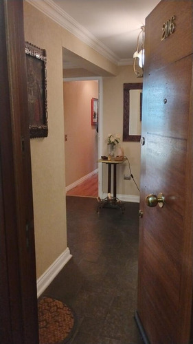 Amplio Departamento Con 3 Dormitorios, 2 En Suite.
