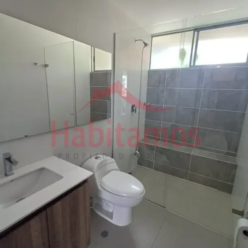 Apartaestudio En Arriendo En Medellín - El Poblado Cod 68679