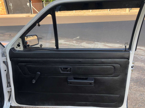 Imagem 6 de 8 de Volkswagen Saveiro Saveiro A Diesel