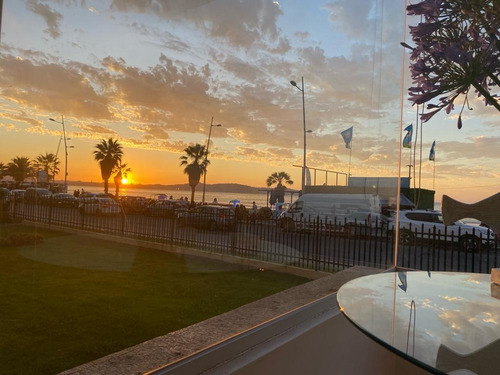 Maravilloso, Amplio, 3d+2b+1e Frente A La Playa, La Serena
