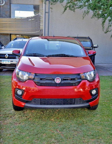Imagen 2 de 16 de Fiat Mobi Easy 2018