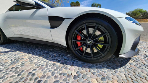 Aston Martin Vantage 4.8 V8 At