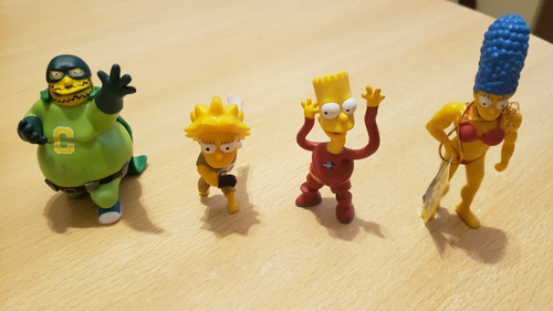 Figuras Muñecos Los Simpsons Bart Lisa Marge Hombre Comic