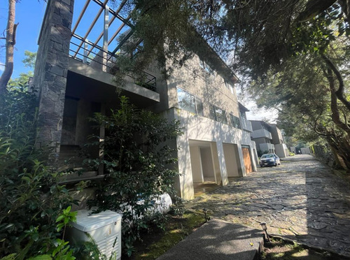 Casa En Venta En Valle De Bravo Avandaro (m2c300)