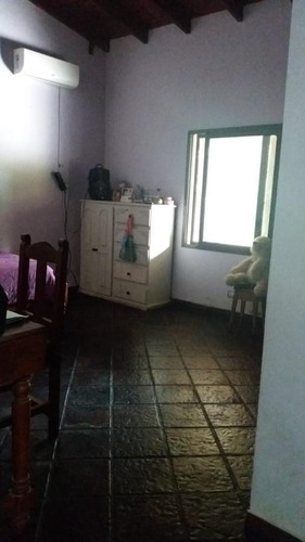 Casa Venta 4 Dormitorios , 3 Baños Y Pileta - Terreno 57 X 50 Mts - 2850 Mts 2 - Barrio Las Golondrinas