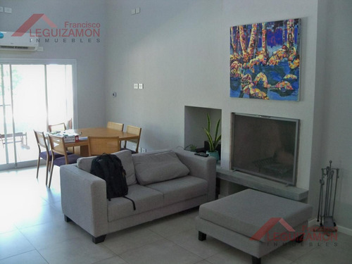 Imagen 3 de 24 de Barrio Los Robles - 991m2 - Piscina - Jardin Parquizado - Parrilla