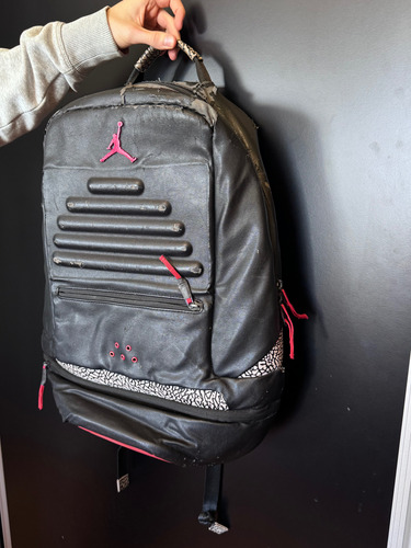Mochila Air Jordan Retro 3 Negro (Usado)