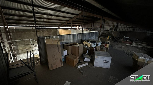 Se Vende Propiedad Industrial Con Excelente Ubicación.