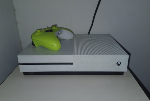 Xbox One S 1tb Y Control De Última Generación