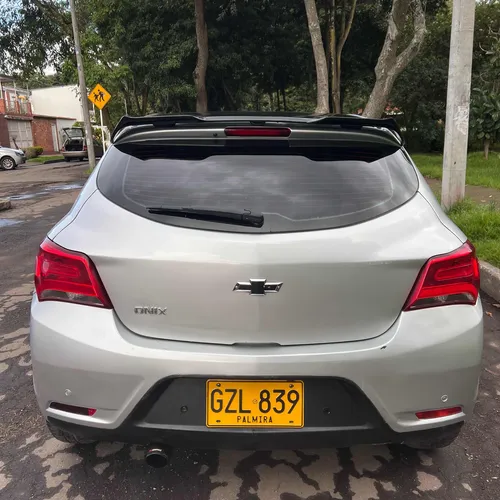 Chevrolet Onix 1.4 Ltz 5 p