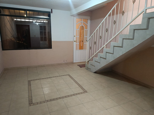 Casa En Venta En Real De Tultepec, 3 Recámaras